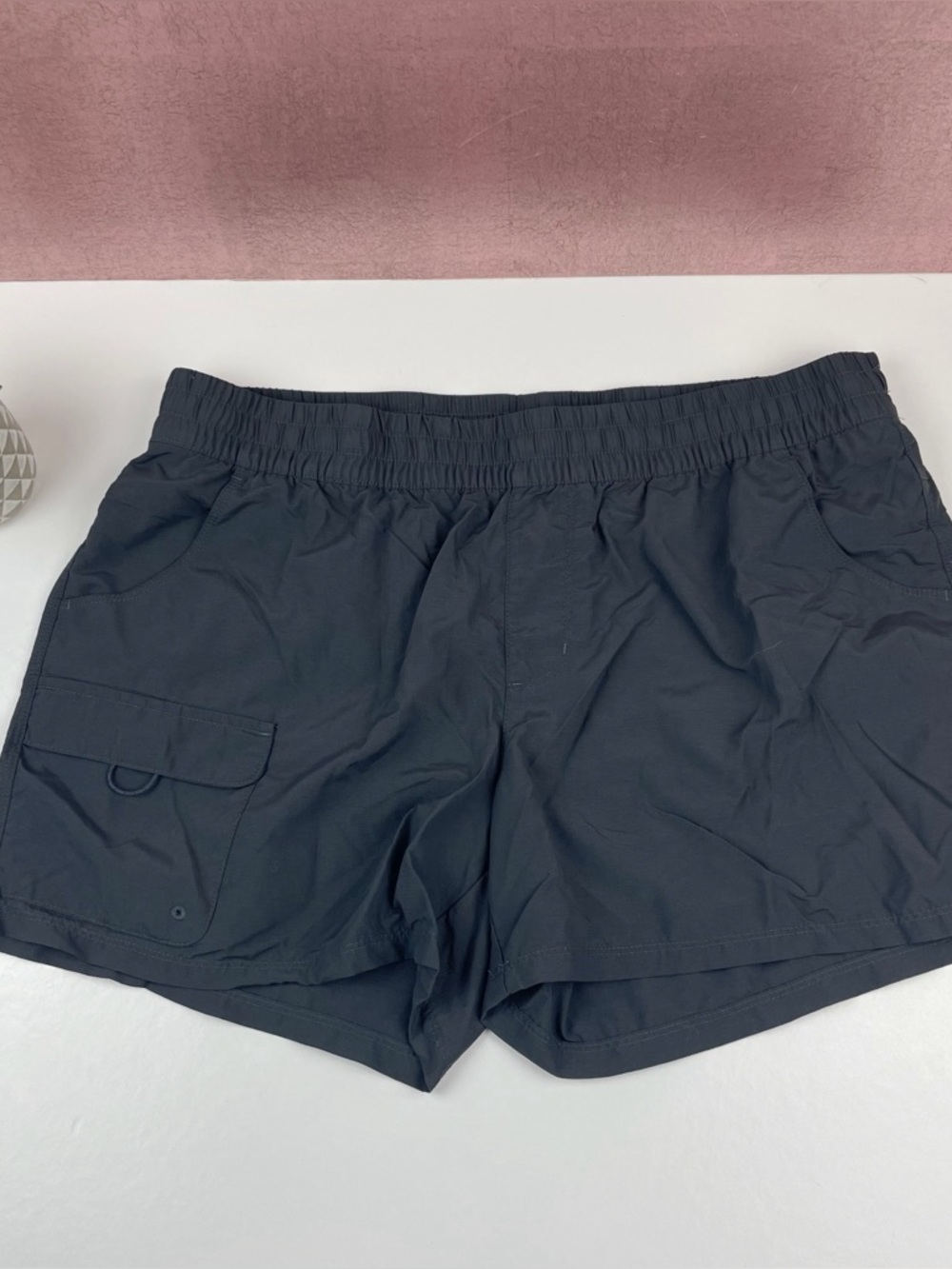 Columbia Sportswear Company Solid Gray Casual Outdoor Shorts Women Size Large
